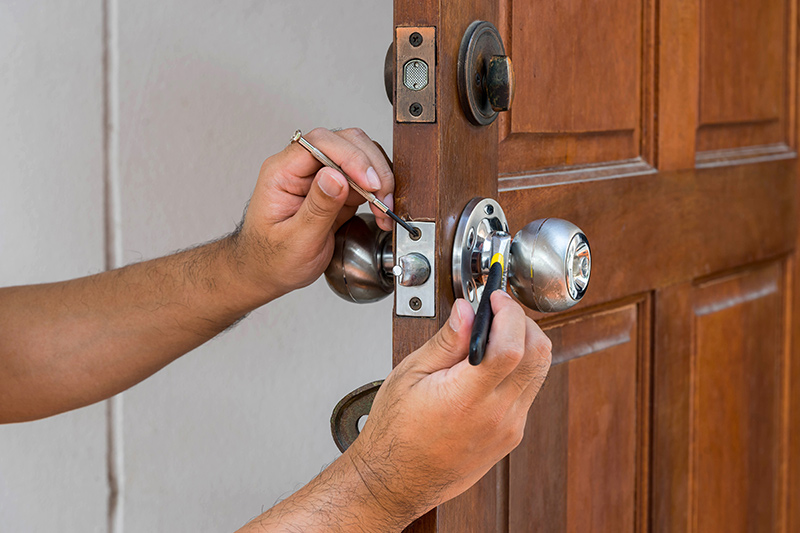7-Reasons-Why-and-When-to-Change-Locks-at-Your-Home